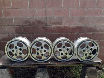 Set of Porscha 928 factory Alloy Wheels!