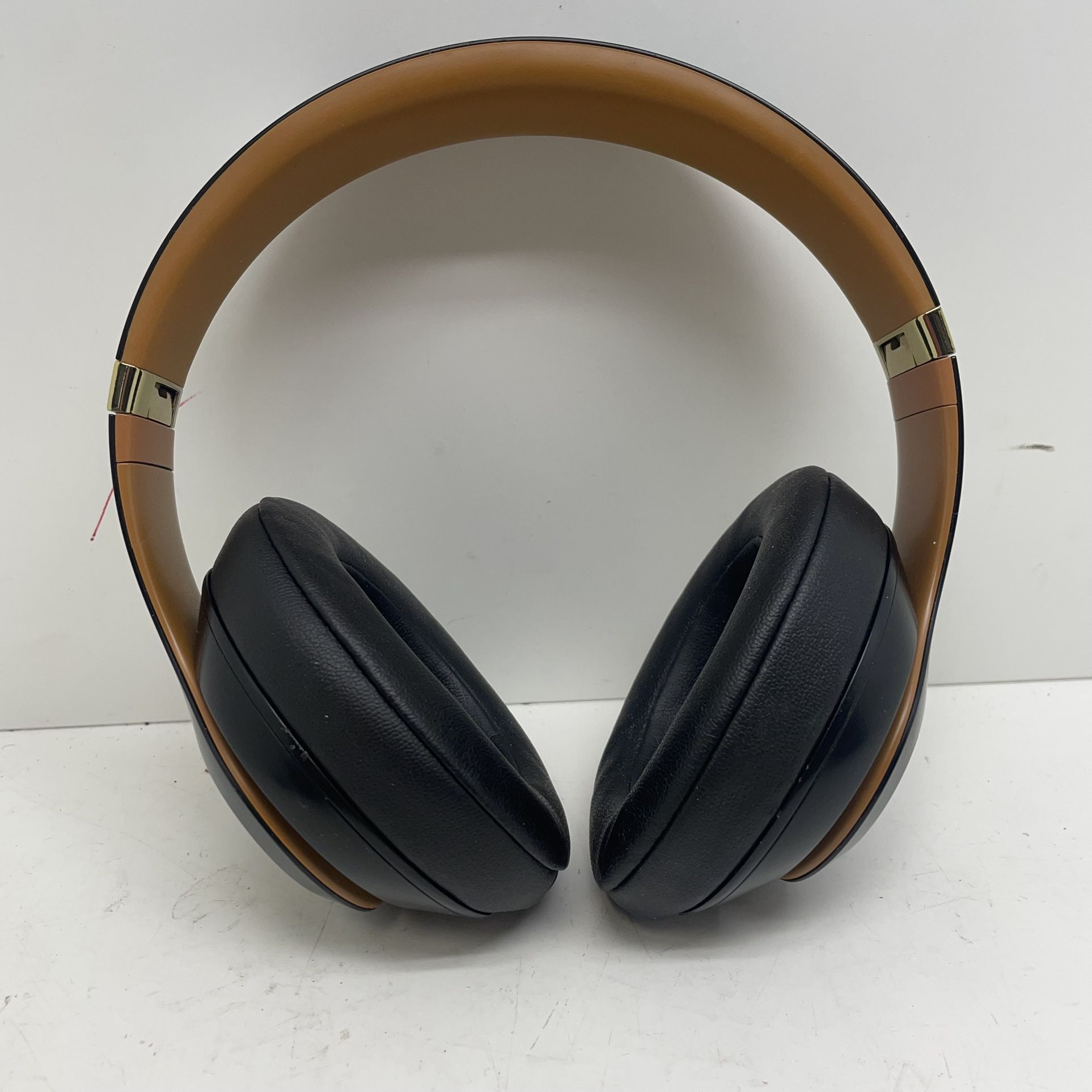 Beats Studio 3 Headphones 189909