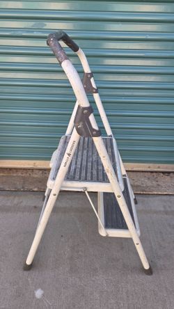 Gorilla Ladders Stepstool