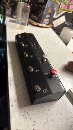 Boss es-5 effects switcher