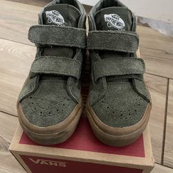 Vans Mid Top Shoes