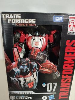 SIDESWIPE Transformers Warfare Cybertron Studio Series Gamer Edition Deluxe Class Hasbro Action Figure