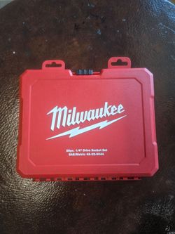 Milwaukee  1/4 $55