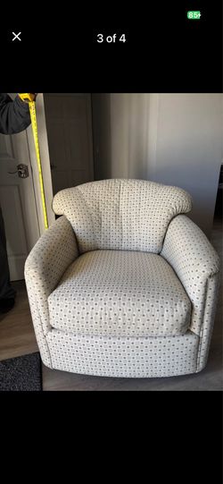 Chair barrel swivel rocker