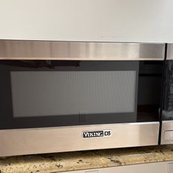 Viking Microwave 24” 2.0 Cu.Ft.