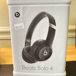 Beats Solo 4 - Black