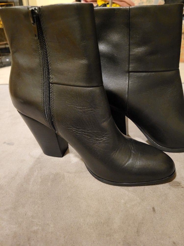 Leather NINE WEST Bootie