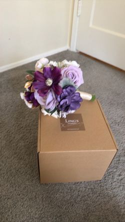 Bridesmaid bouquet, fake flowers