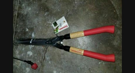 $35 NEW Corona Trimmers #3900