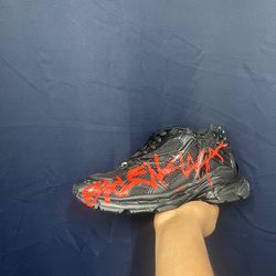 Balenciaga Tracks