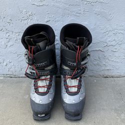 Salomon Ski Boots