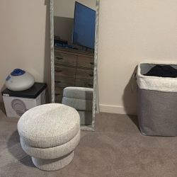 Mirror With Foot Stool 