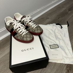 Gucci Ace Supreme - Red - Authentic