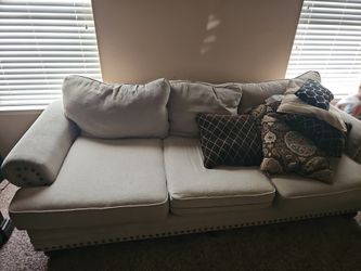 2 -7ft Broyhill  couches
