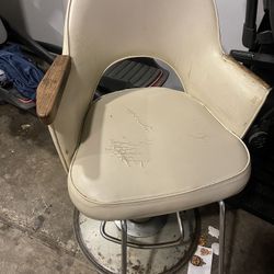 Barber Chair Hair Stylist Chair 