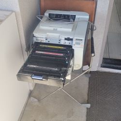 HP Color Laser Printer CP2025 Has A Paper Feed Problem