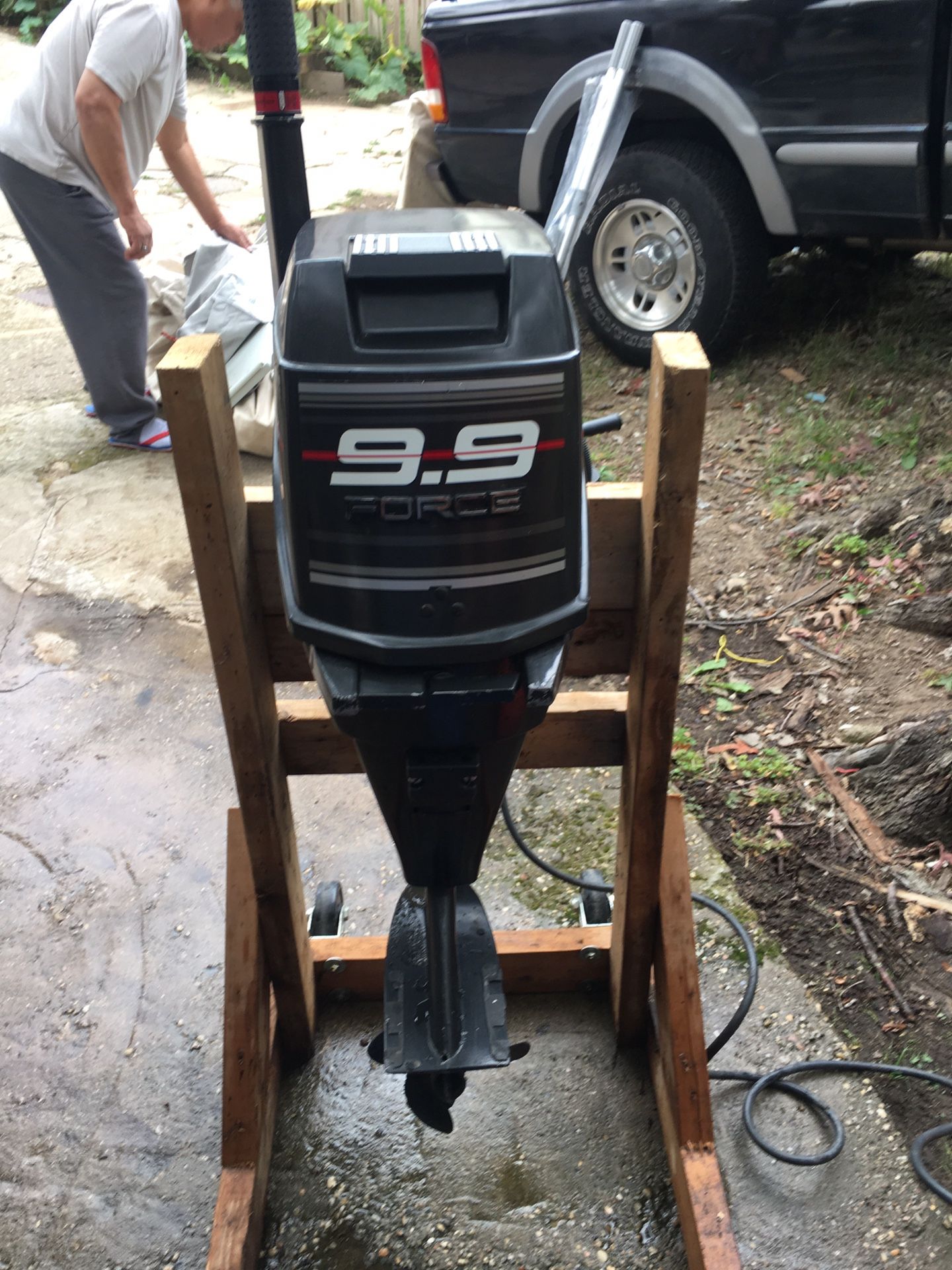 9.9 HP/ gas tank, homemade wood stand,