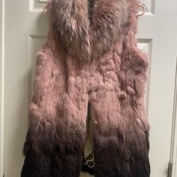 Women’s Fur Vest To Tone Pink