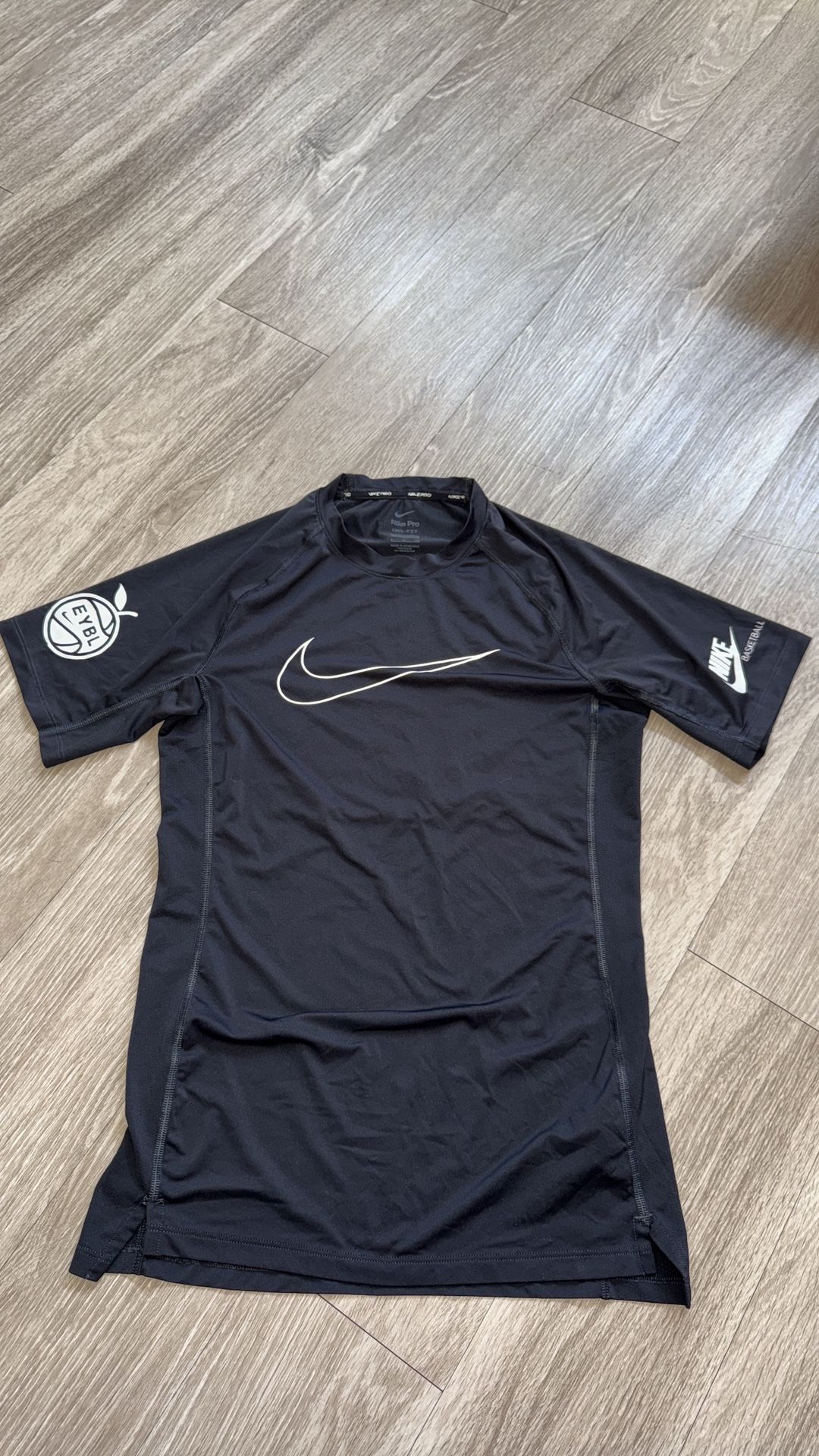 Eybl Nike Compression Size Small New $80