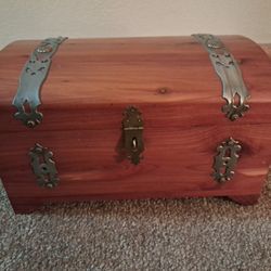 Cedar Jewelry Box 