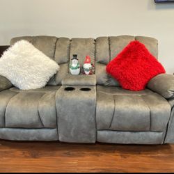 *Weekend Special*---Barcelona Classic Gray Fabric Reclining 3 Piece Sets---Delivery And Easy Financing Available🙌
