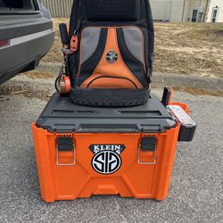 Klein tools mod box and bag Klein 1000V Insulated 6-Piece and NFPA 70° National Electrical Code® In