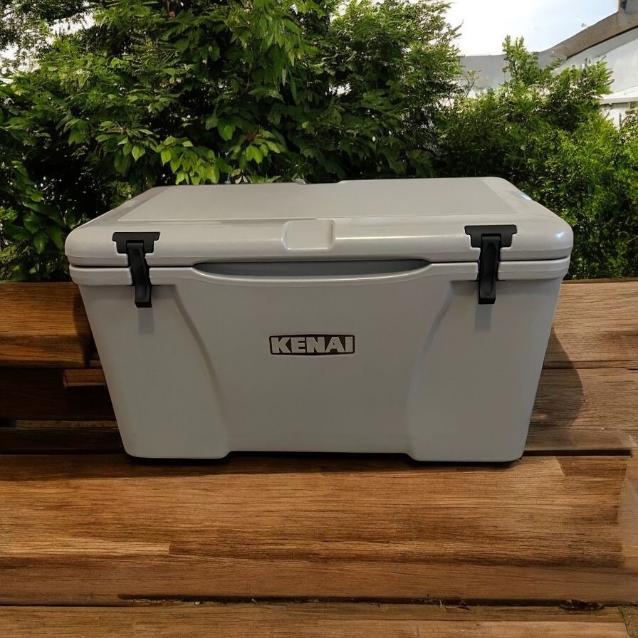 Grizzly Kenai 45 QT Hard Side Cooler