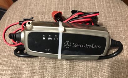 Mercedes Benz battery charger