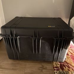 Pelican 1660 Case Black New With Foam