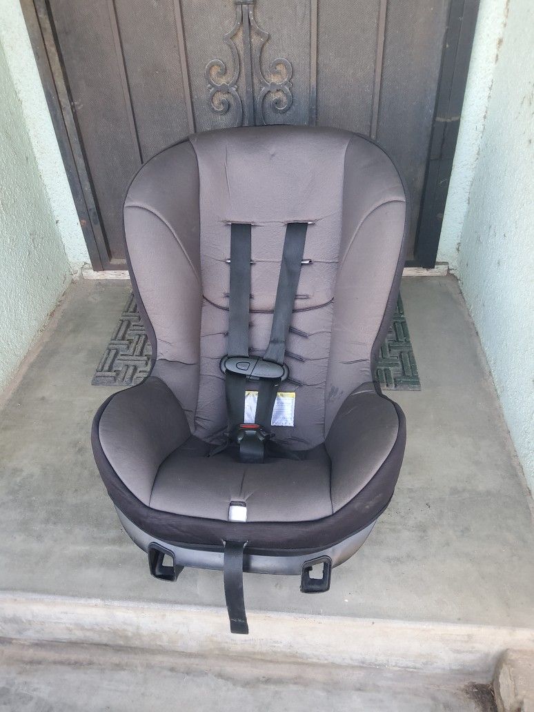 Car Seat Expiration 2028