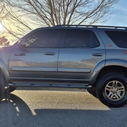 2005 Toyota Sequoia