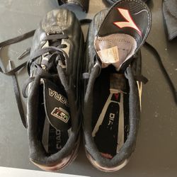 Women’s Soccer Cleats
