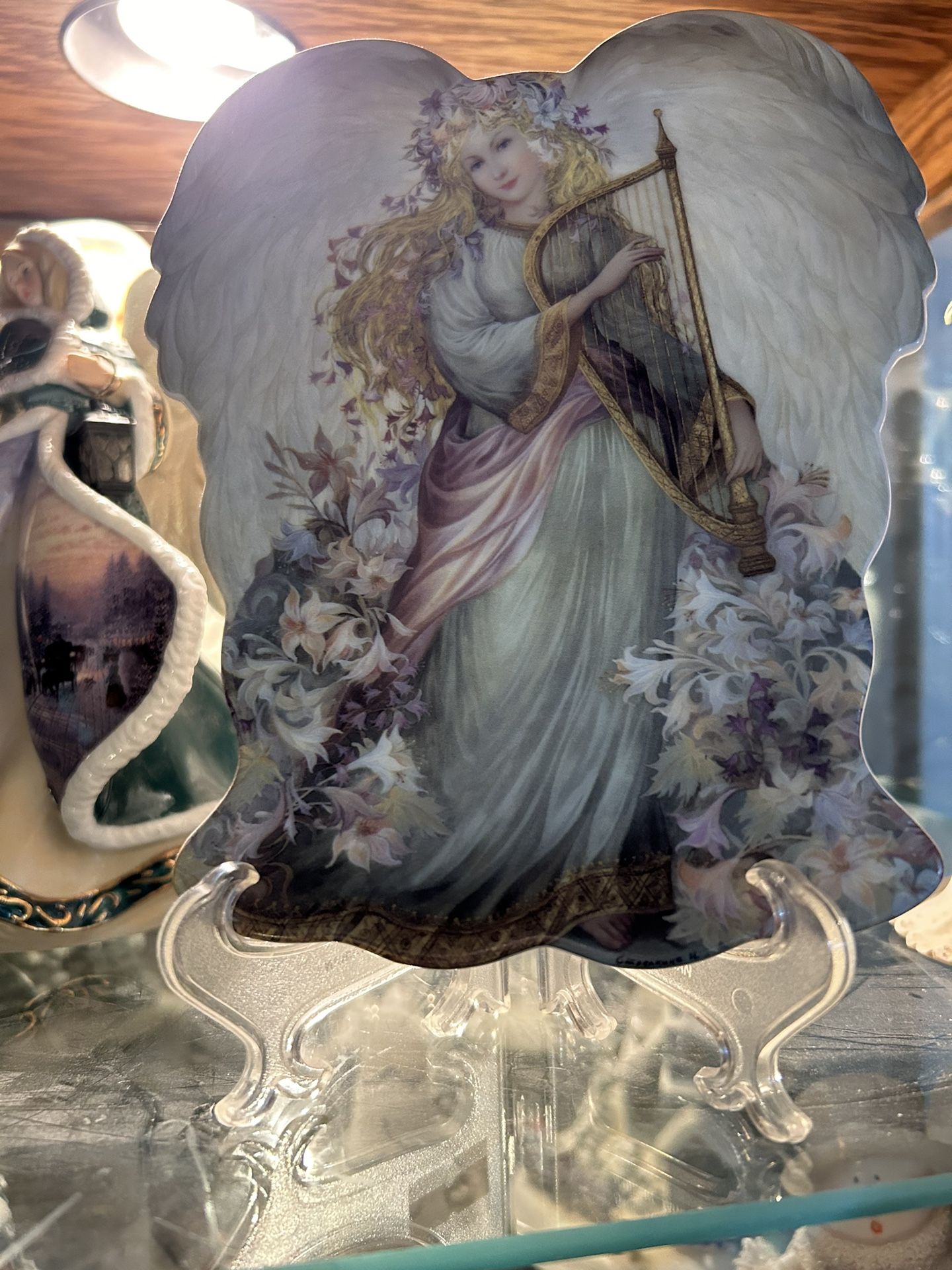 Angel Plate On Stand