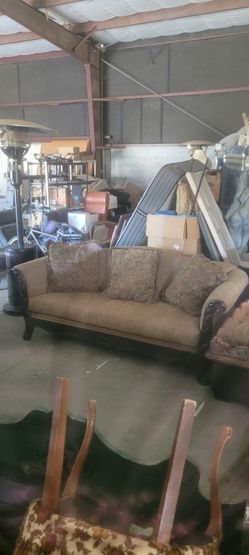 Couch an Love Seat
