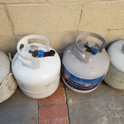 Propane Tanks (Full)