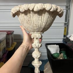 2 Matching Wall Sconces 