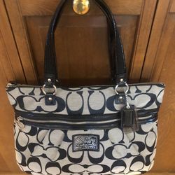 Coach Signature Tote Shoulder Bag
