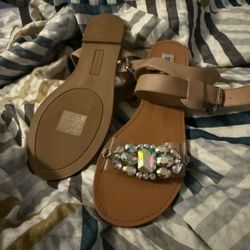 New Steve Madden  Layle Sandal 