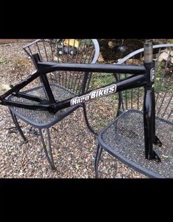 HARO FRAME SET MID SCHOOL LATE 90s