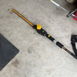 Dealt Hedge Trimmer
