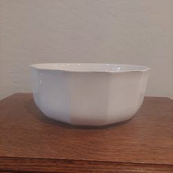 Vintage Pfaltzgraff Heritage White Serving Bowl 12-sided shape 10" Diameter