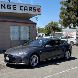 2015 Tesla Model S