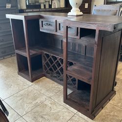 Hacienda Bar w/2 chairs