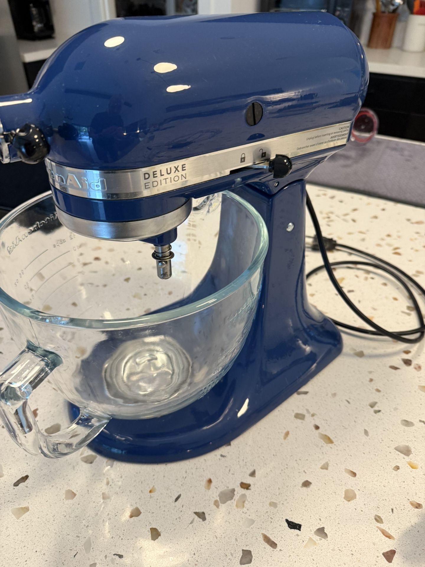 KitchenAid Deluxe 5qt Mixer With Glass Bowl