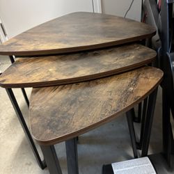 nesting coffee/side tables $25