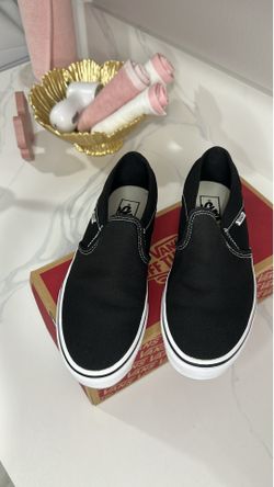 Black and white vans men size 8 1/2 women’s size 10 slip on brand new firm price $40