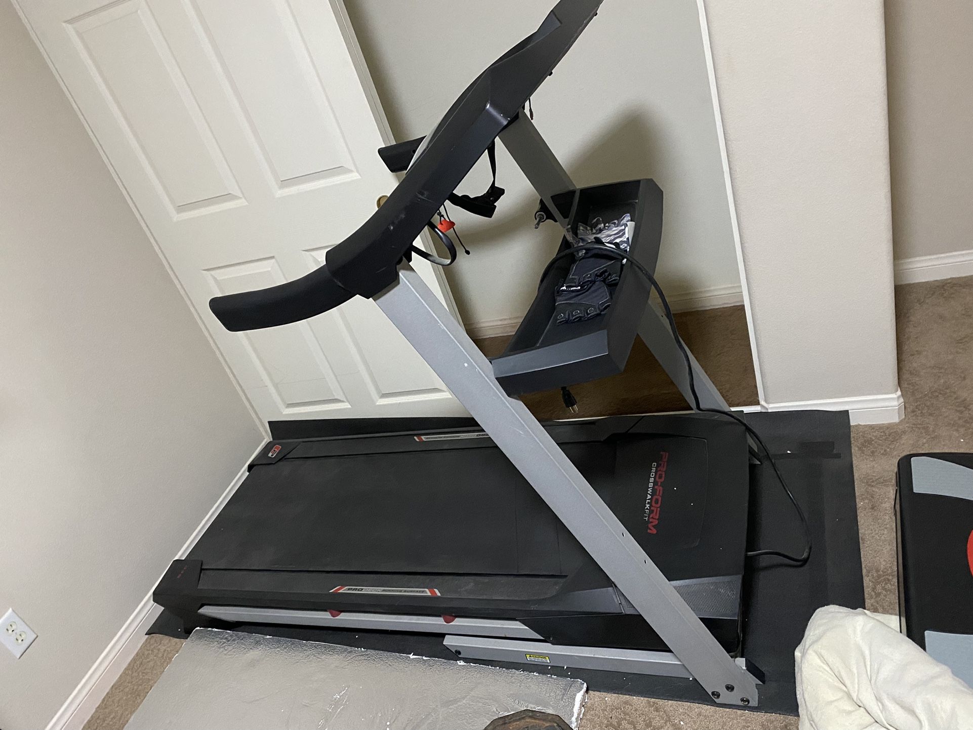 PrForm Crosswalk Fit 415 Treadmill 248530