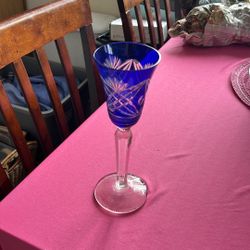 Champagne flutes—5