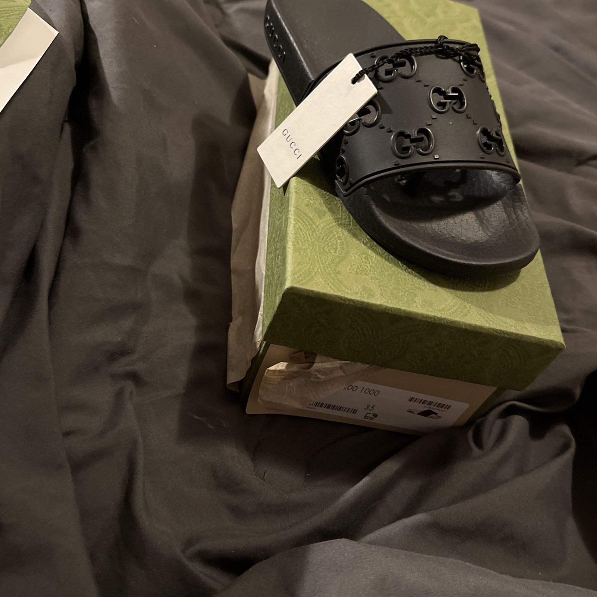 Gucci Slides 