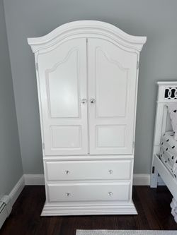 Bedroom set